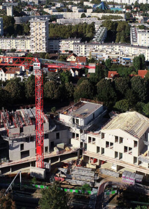 immeubles et grue